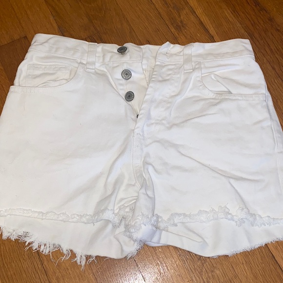 Brandy Melville Pants - Brandy Melville/ John Galt white denim shorts